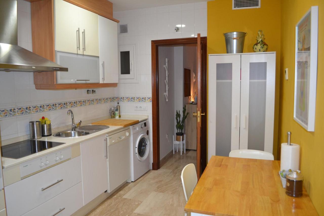 Apartamento Posidonia Free Parking Cadiz Bagian luar foto